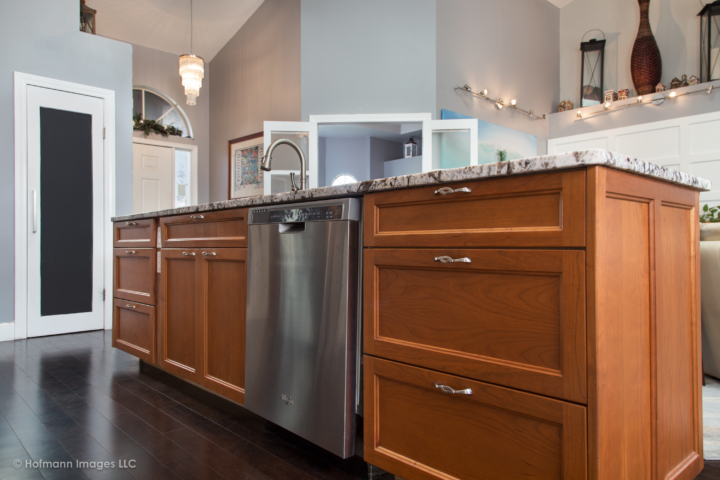 hofmann-images-cherry-shaker-cabinetry